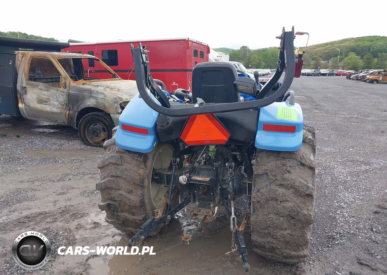 2015 New Holland 46D Tractor VIN:ZFMCC1086 - 6