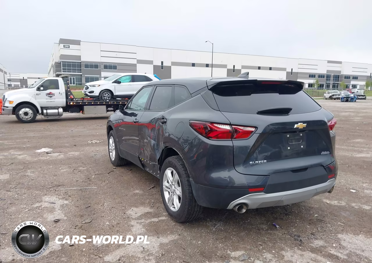 2021 Chevrolet Blazer Fwd 2Lt VIN:3GNKBCRS9MS576328 - 3