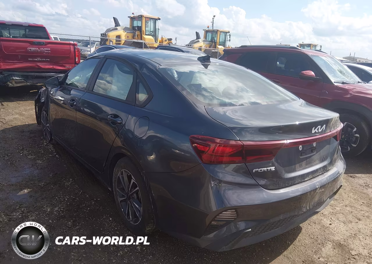 2024 Kia Forte Lxs VIN:3KPF24AD9RE795969 - 3