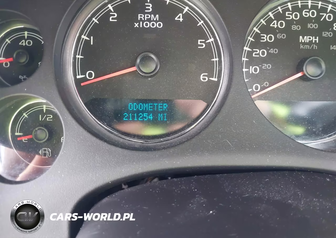 2010 Chevrolet Tahoe Ltz VIN:1GNUCCE03AR125940 - 15