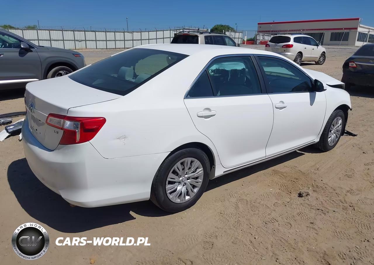 2012 Toyota Camry Le VIN:4T4BF1FK4CR201064 - 4