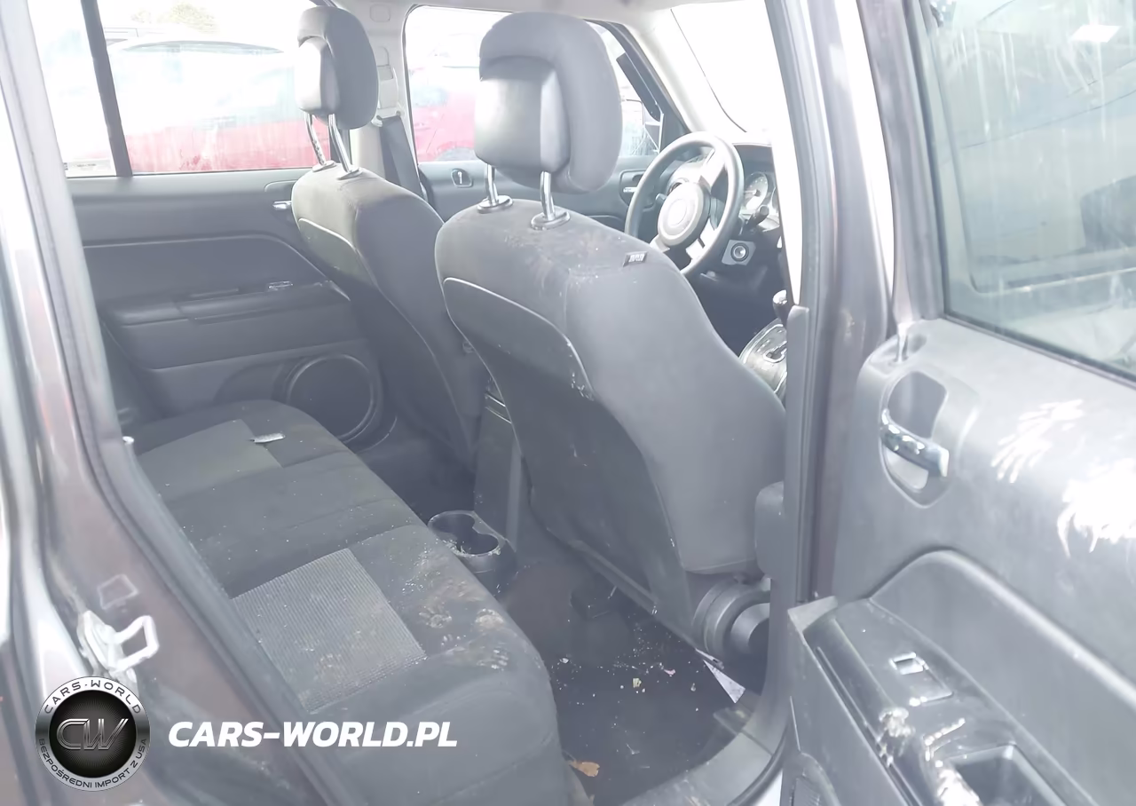 2015 Jeep Patriot Sport VIN:1C4NJRBB1FD331998 - 8