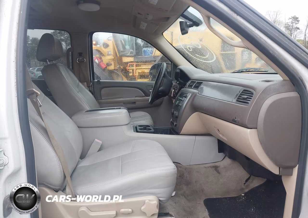 2012 Chevrolet Suburban 1500 Commercial Fleet VIN:1GNSK5E70CR305107 - 5