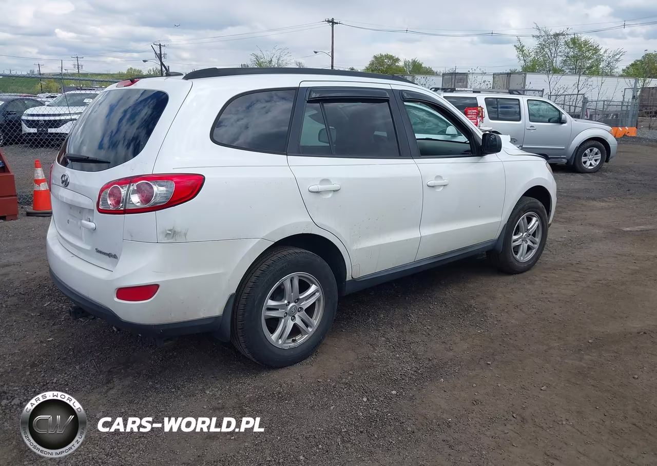 2012 Hyundai Santa Fe Gls VIN:5XYZGDAB7CG119267 - 4