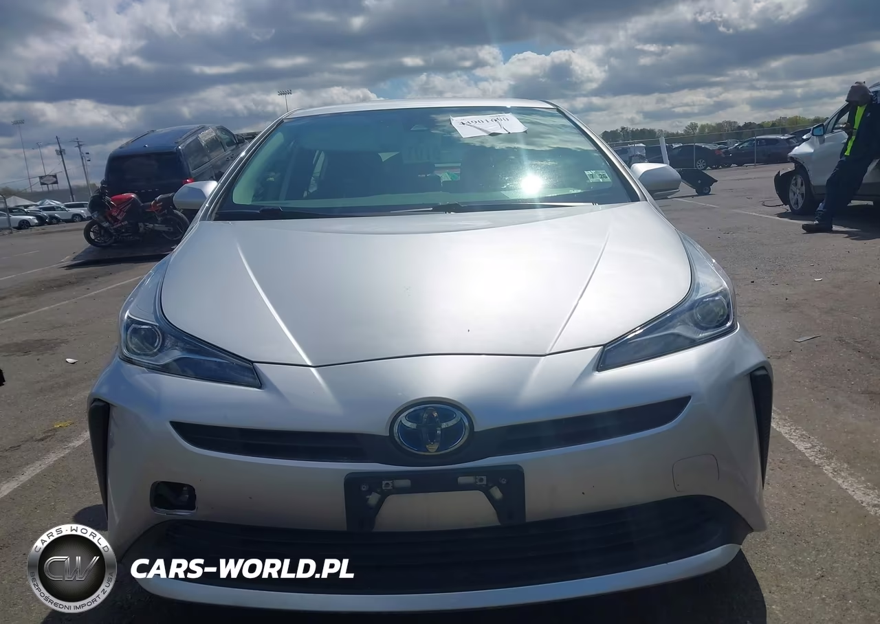 2021 Toyota Prius L Eco VIN:JTDKAMFU6M3152831 - 12