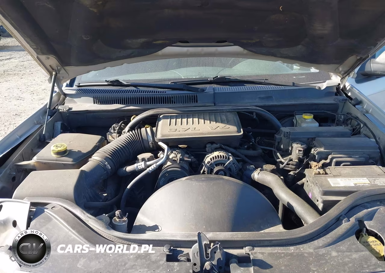 2005 Jeep Grand Cherokee Laredo VIN:1J4GS48K65C688933 - 10
