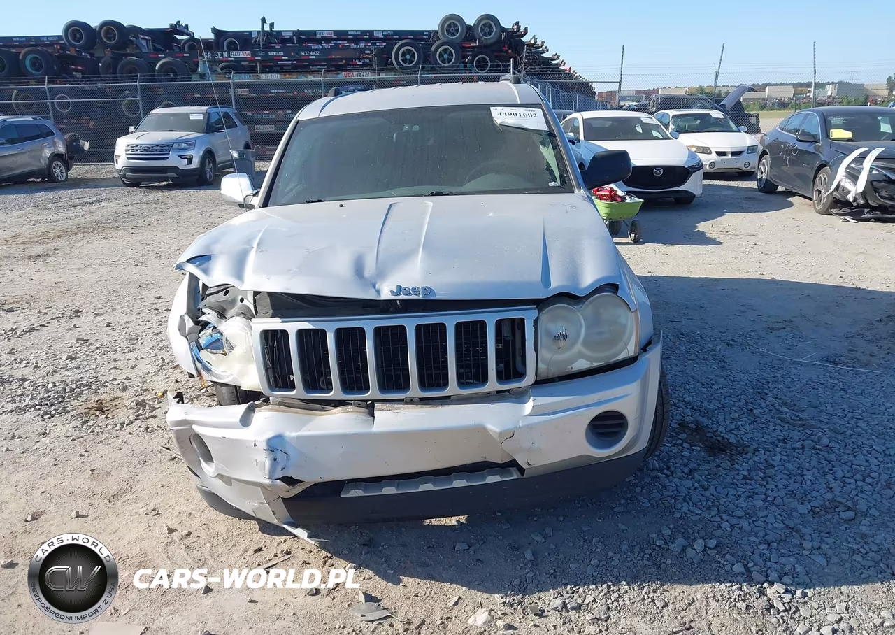 2005 Jeep Grand Cherokee Laredo VIN:1J4GS48K65C688933 - 6