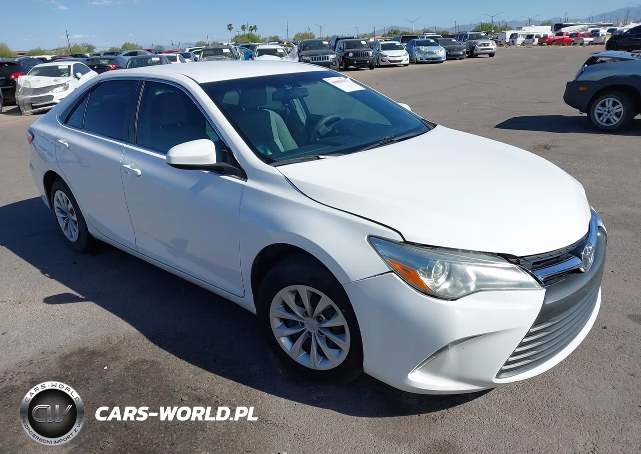 2016 Toyota Camry Le