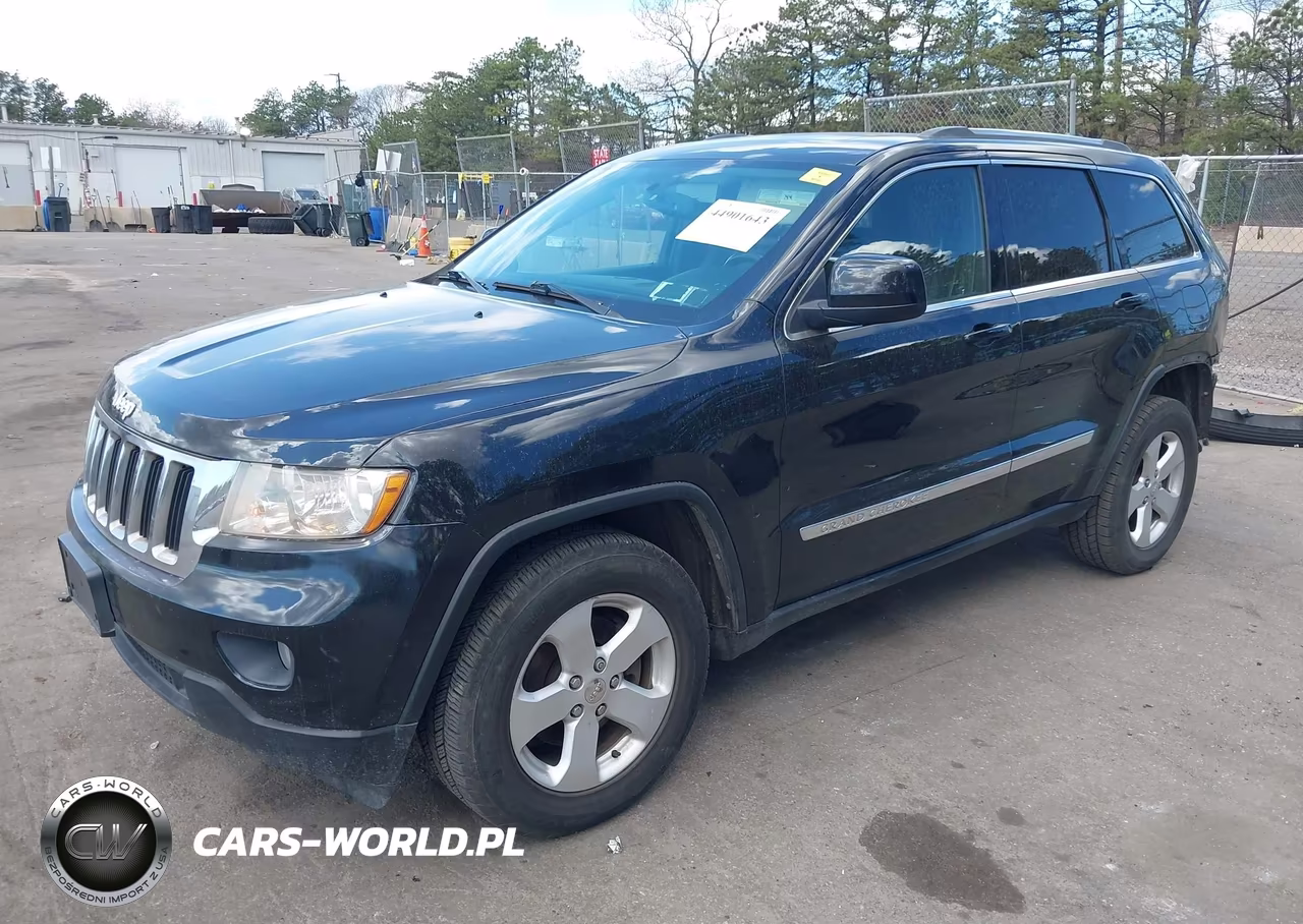 2013 Jeep Grand Cherokee Laredo VIN:1C4RJFAG5DC513879 - 2