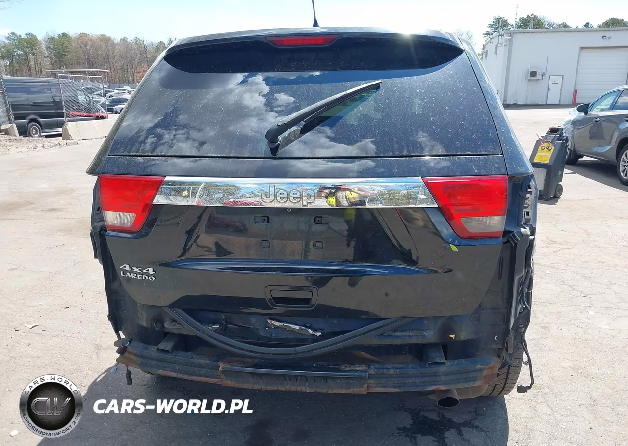 2013 Jeep Grand Cherokee Laredo VIN:1C4RJFAG5DC513879 - 6