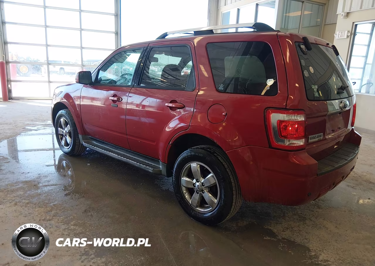 2011 Ford Escape Limited VIN:1FMCU0E78BKB45135 - 3