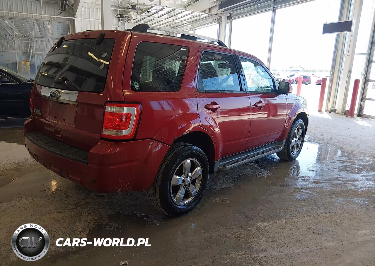 2011 Ford Escape Limited VIN:1FMCU0E78BKB45135 - 4