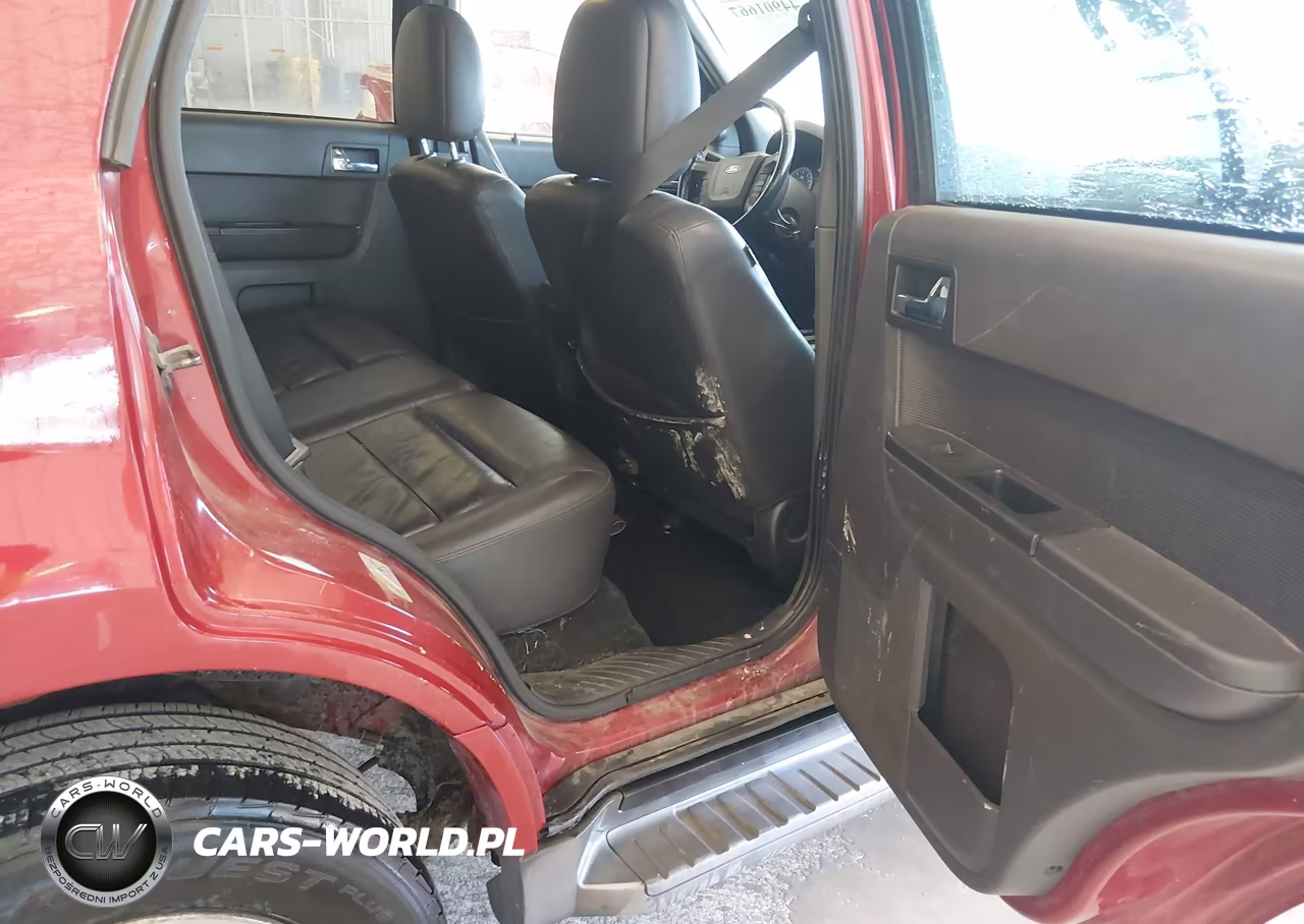 2011 Ford Escape Limited VIN:1FMCU0E78BKB45135 - 8