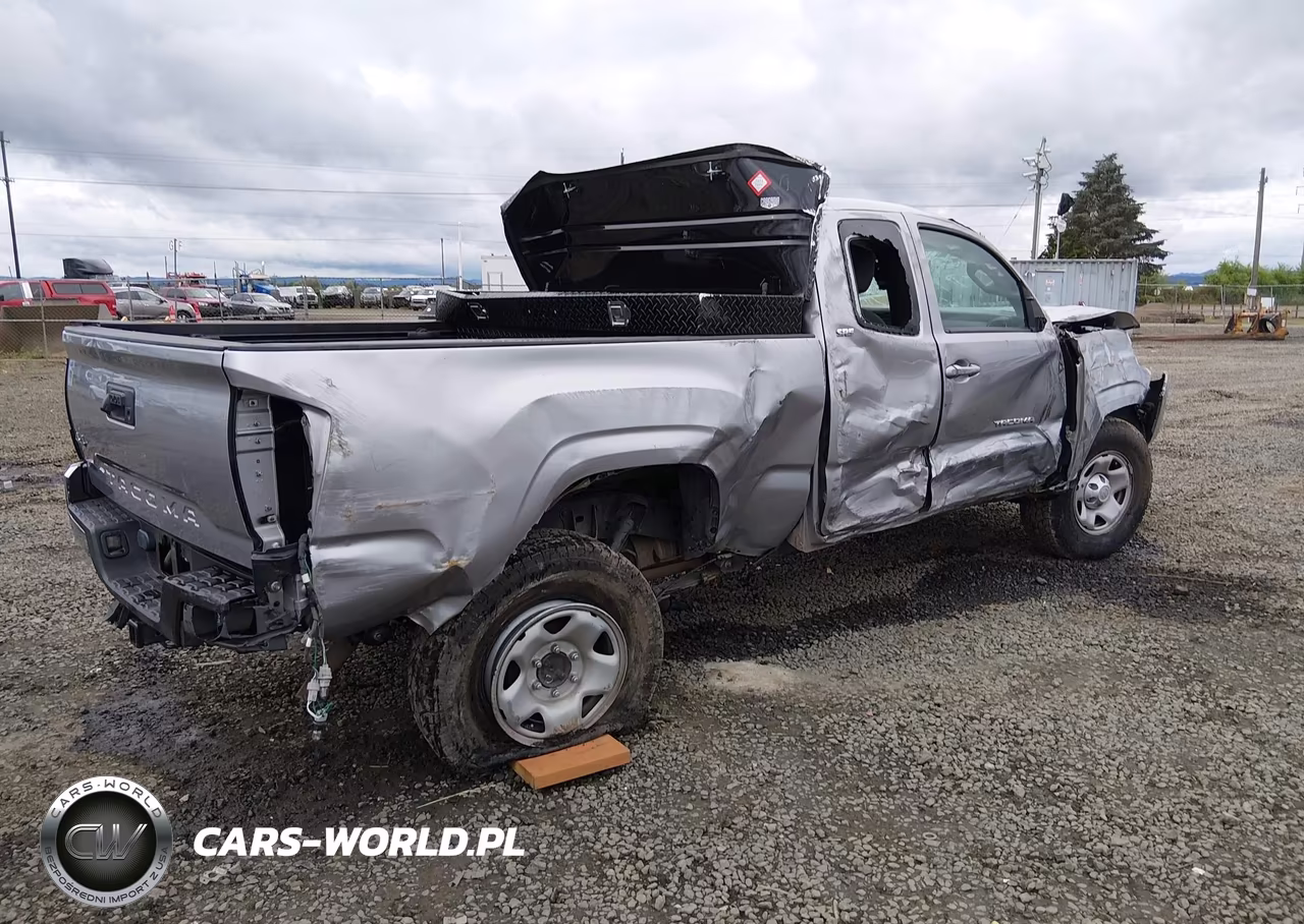 2018 Toyota Tacoma Sr5 VIN:5TFSX5EN2JX062997 - 4