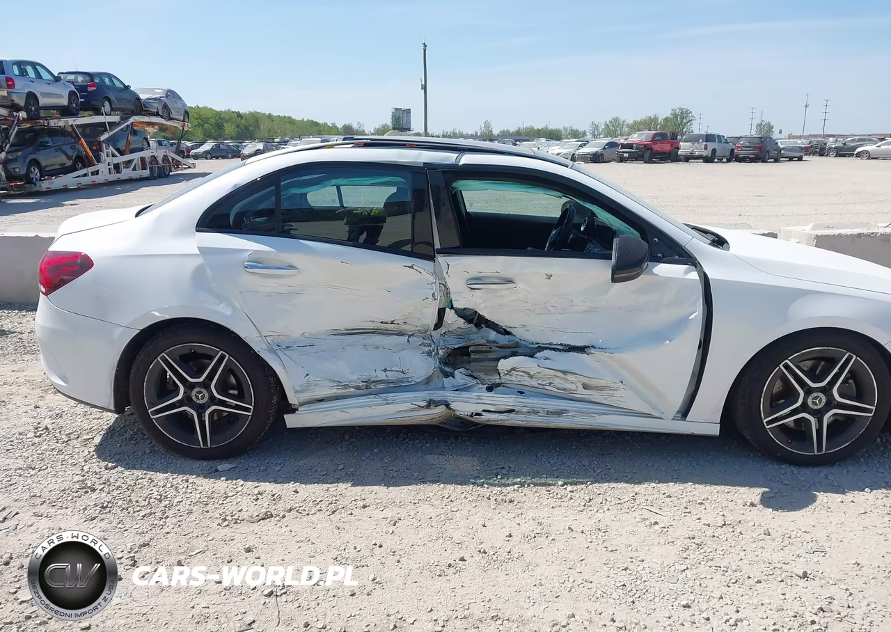 2020 Mercedes-Benz A 220 4Matic VIN:W1K3G4FB7LJ227540 - 6