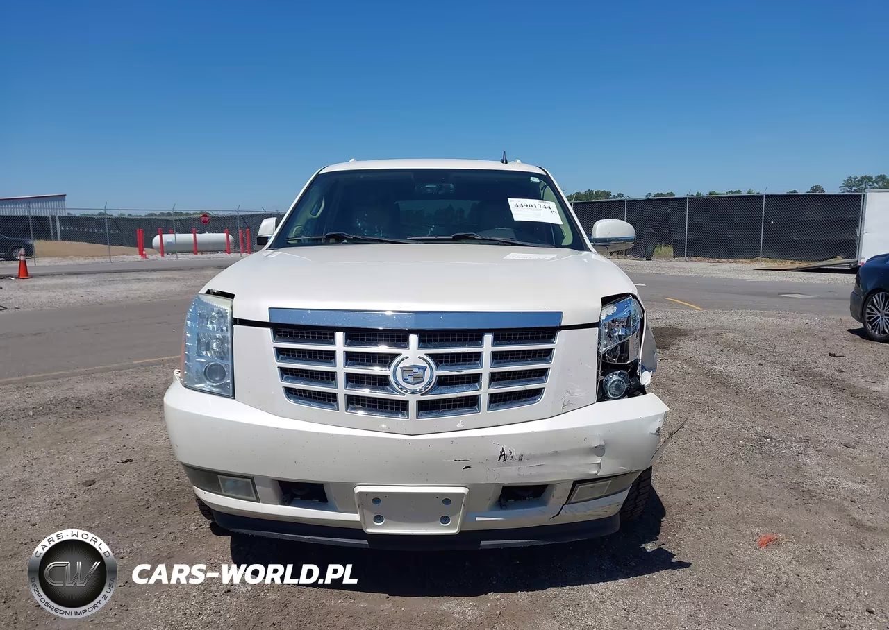 2011 Cadillac Escalade Luxury VIN:1GYS4BEF4BR183157 - 12
