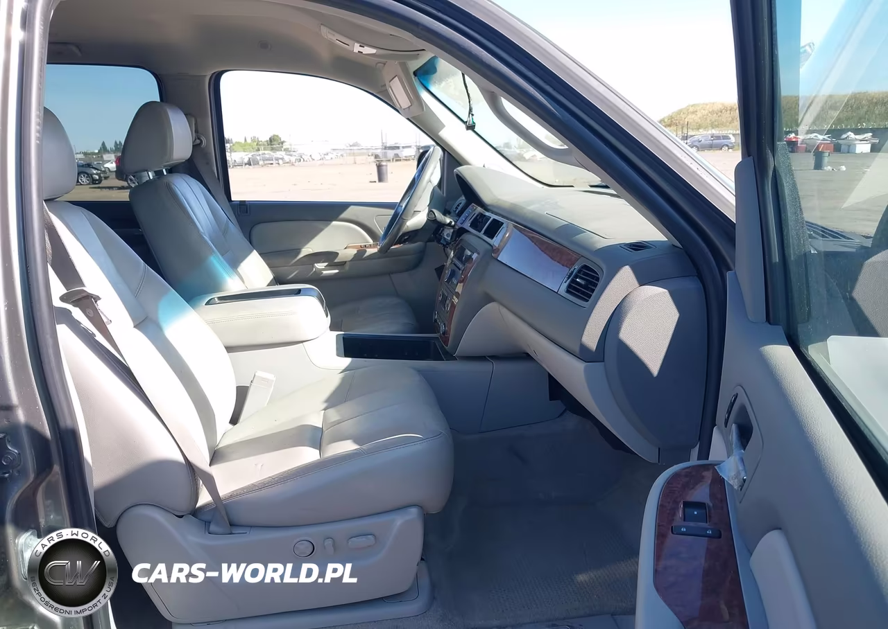 2007 Chevrolet Suburban 1500 Lt VIN:3GNFK16317G136629 - 5