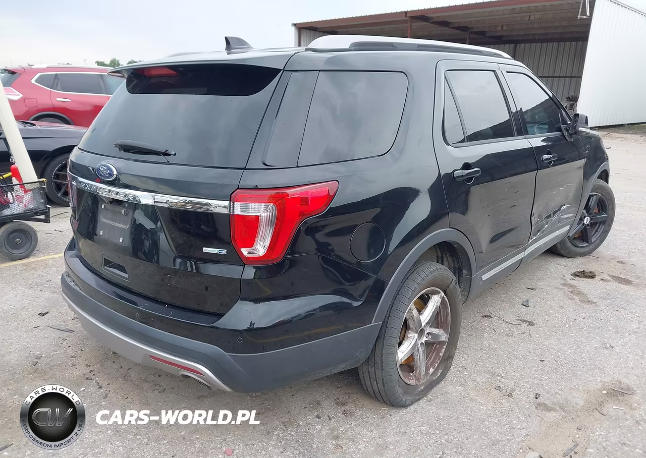 2017 Ford Explorer Xlt VIN:1FM5K8DH0HGA09830 - 4