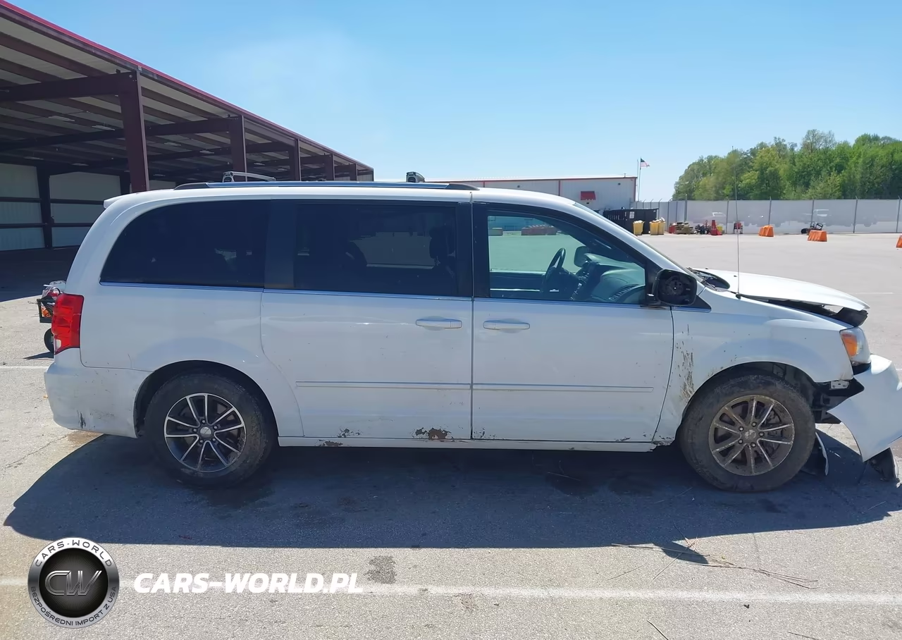 2017 Dodge Grand Caravan Sxt VIN:2C4RDGCG8HR801581 - 13