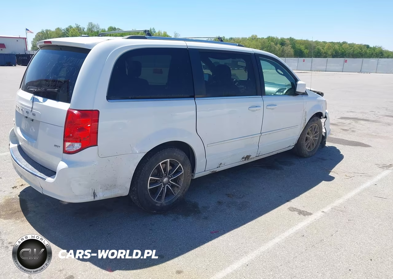 2017 Dodge Grand Caravan Sxt VIN:2C4RDGCG8HR801581 - 4