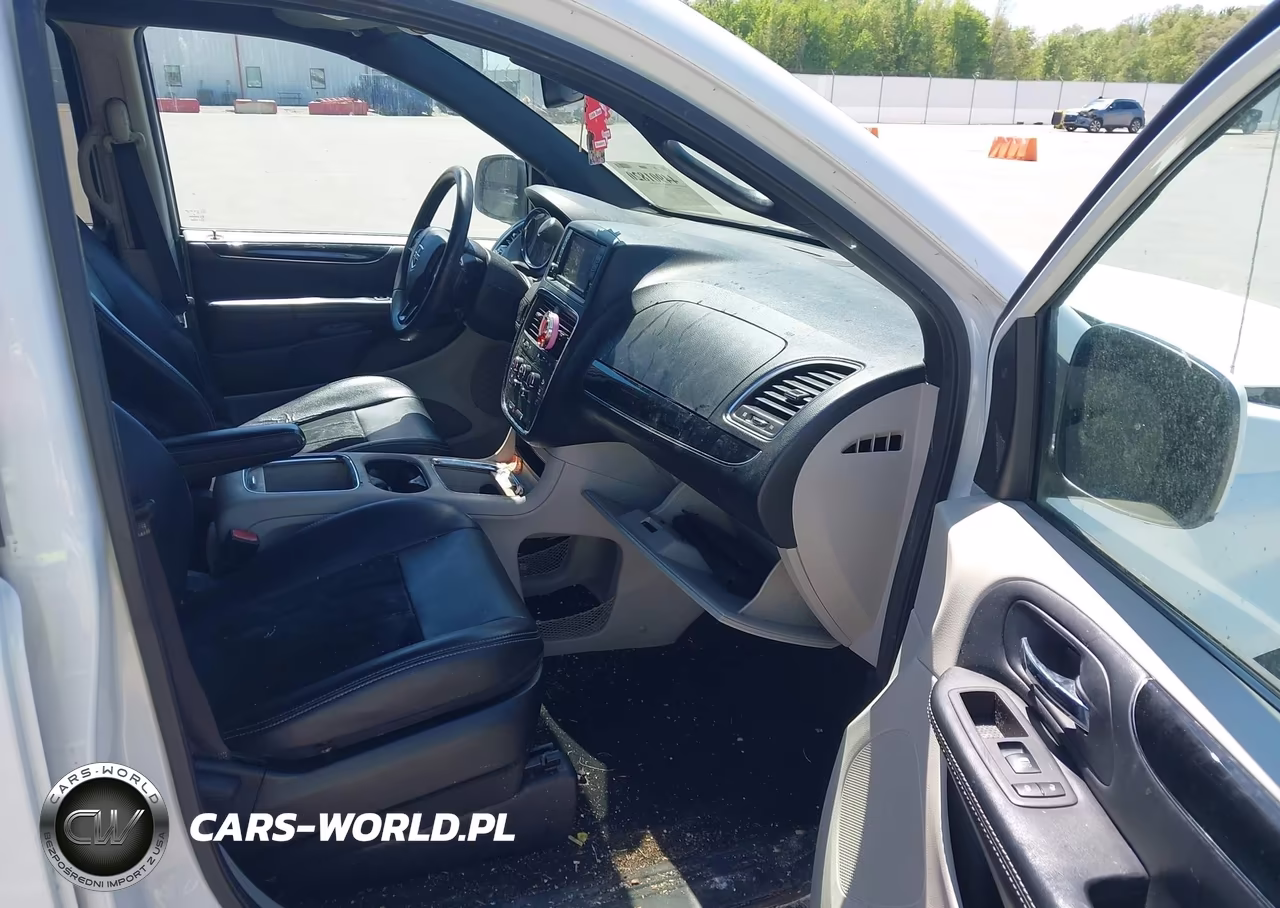 2017 Dodge Grand Caravan Sxt VIN:2C4RDGCG8HR801581 - 5