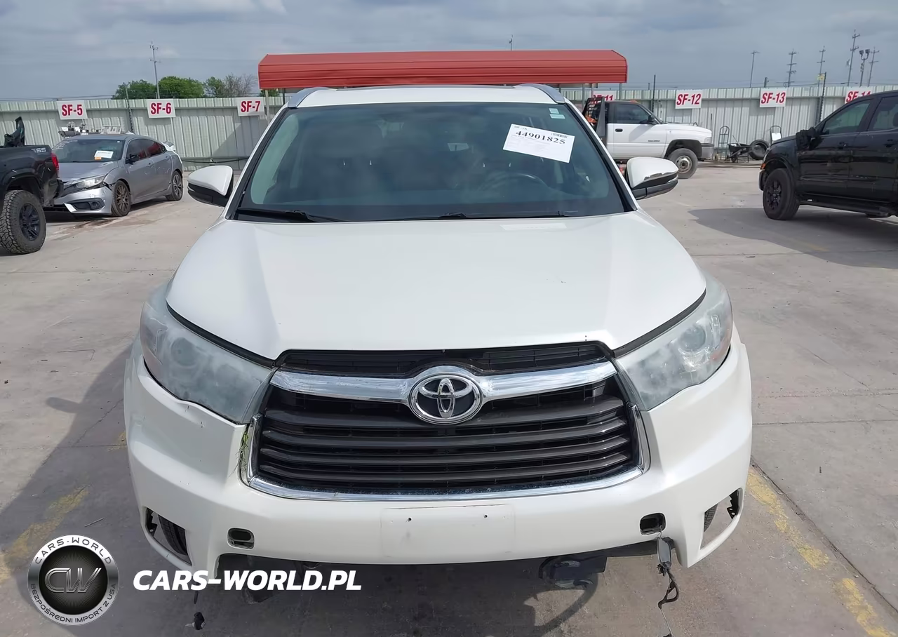 2015 Toyota Highlander Xle V6 VIN:5TDKKRFH5FS050855 - 13