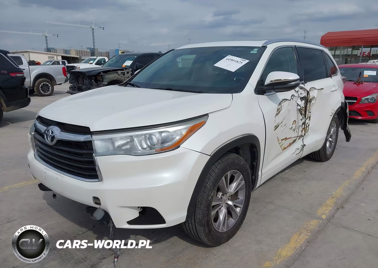 2015 Toyota Highlander Xle V6 VIN:5TDKKRFH5FS050855 - 2