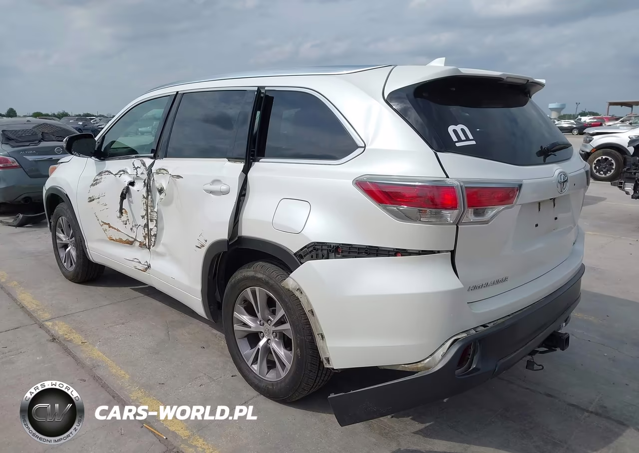 2015 Toyota Highlander Xle V6 VIN:5TDKKRFH5FS050855 - 3