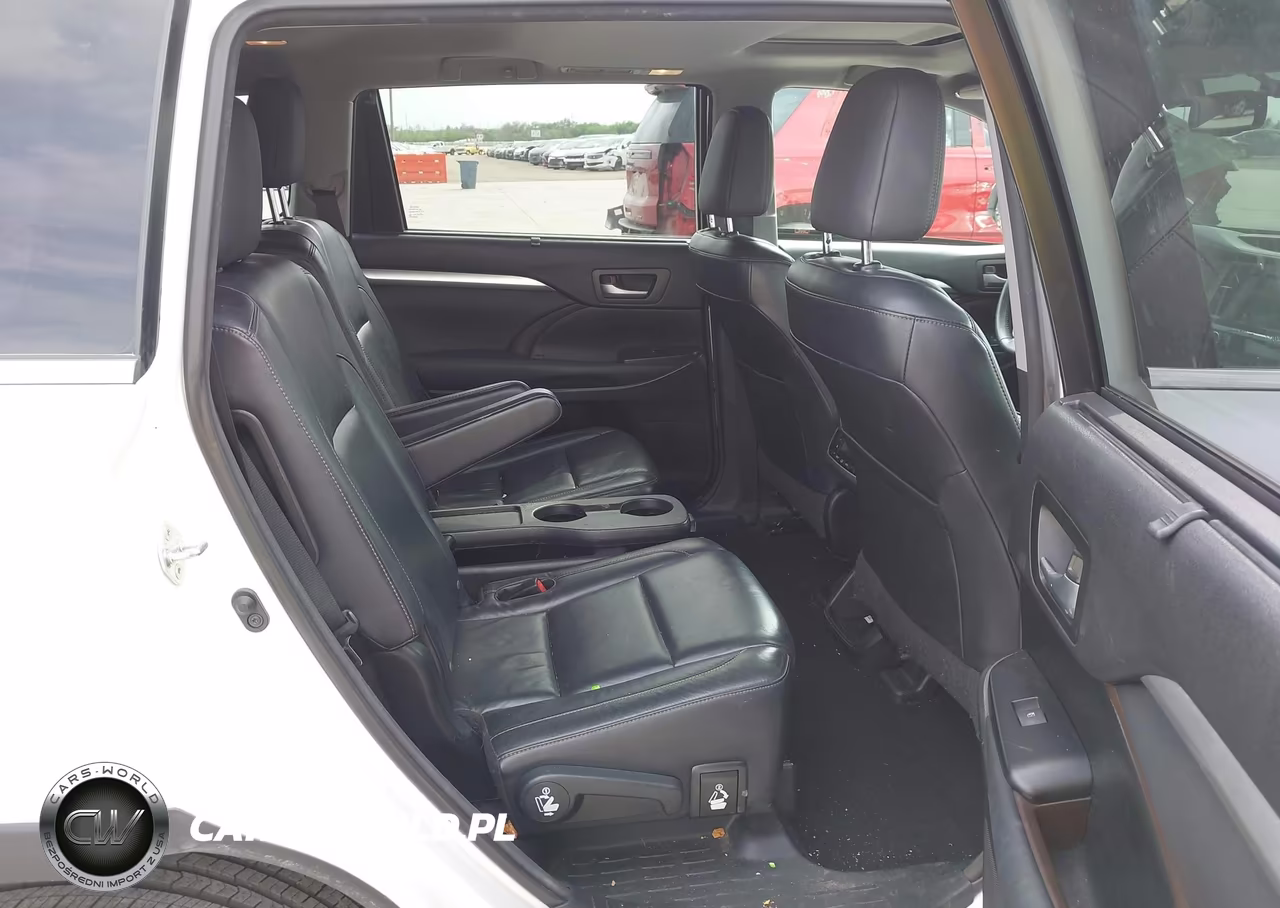 2015 Toyota Highlander Xle V6 VIN:5TDKKRFH5FS050855 - 8