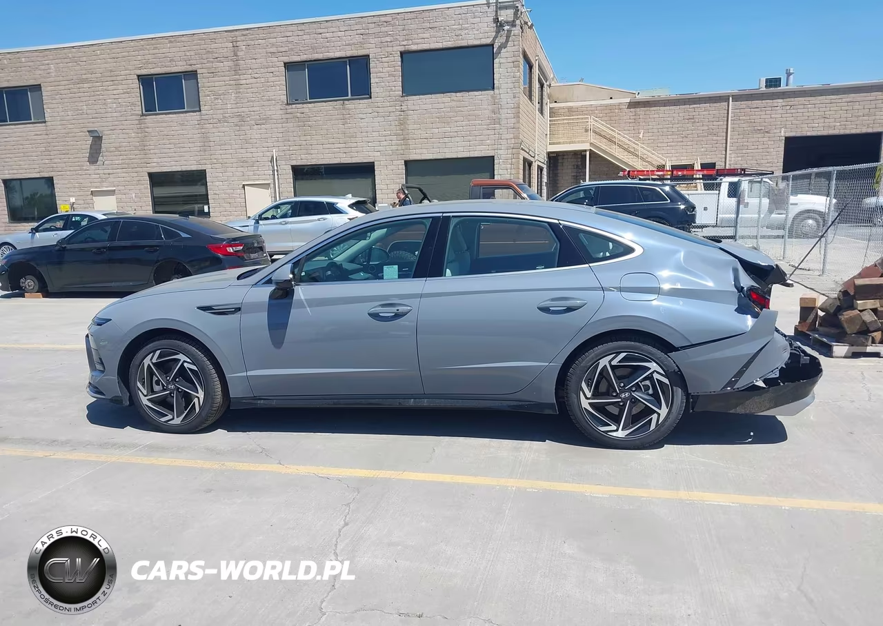 2026 Hyundai Sonata Sel Sport VIN:KMHL64JA7TA532785 - 14