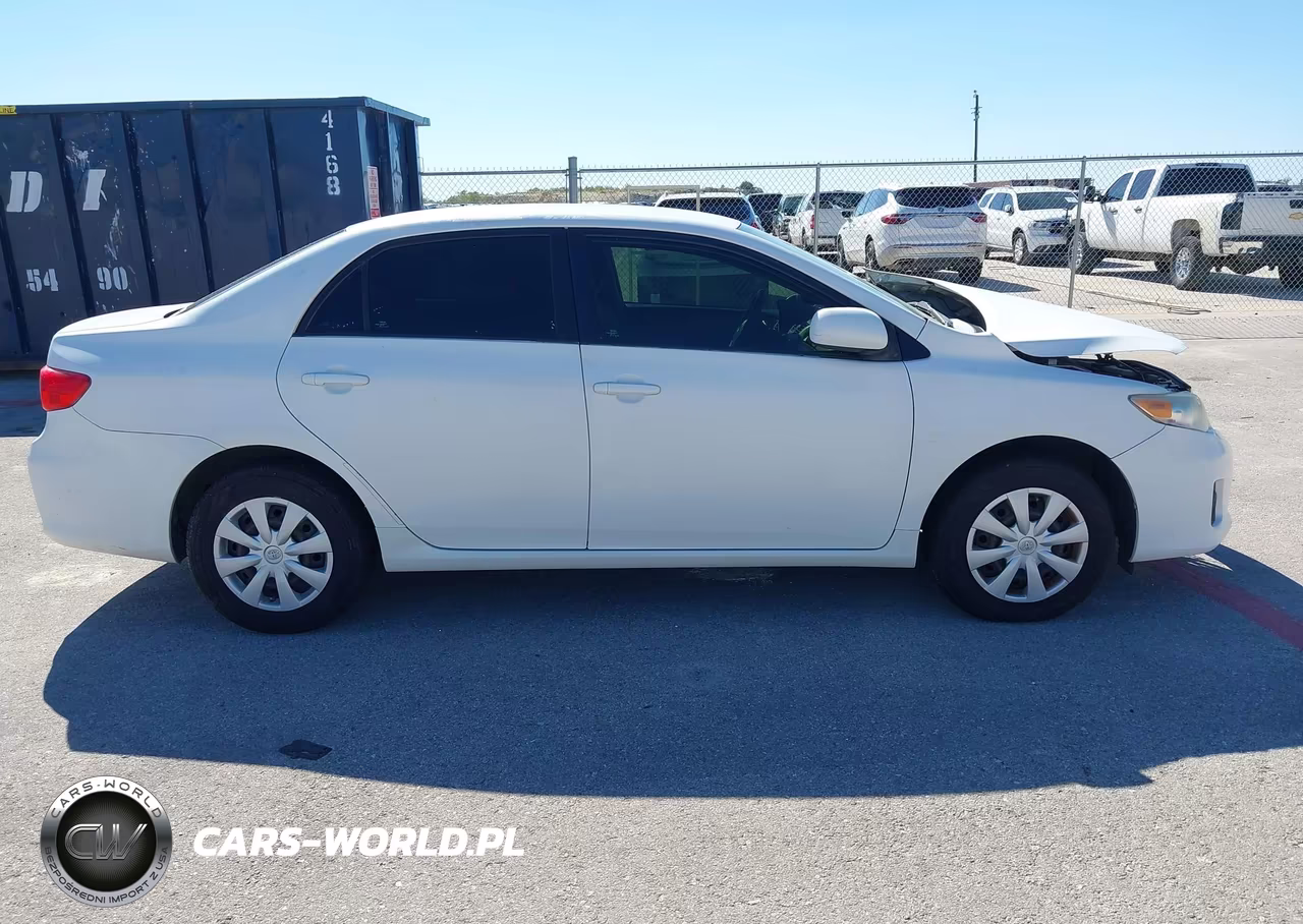 2011 Toyota Corolla Le VIN:2T1BU4EE9BC712010 - 13