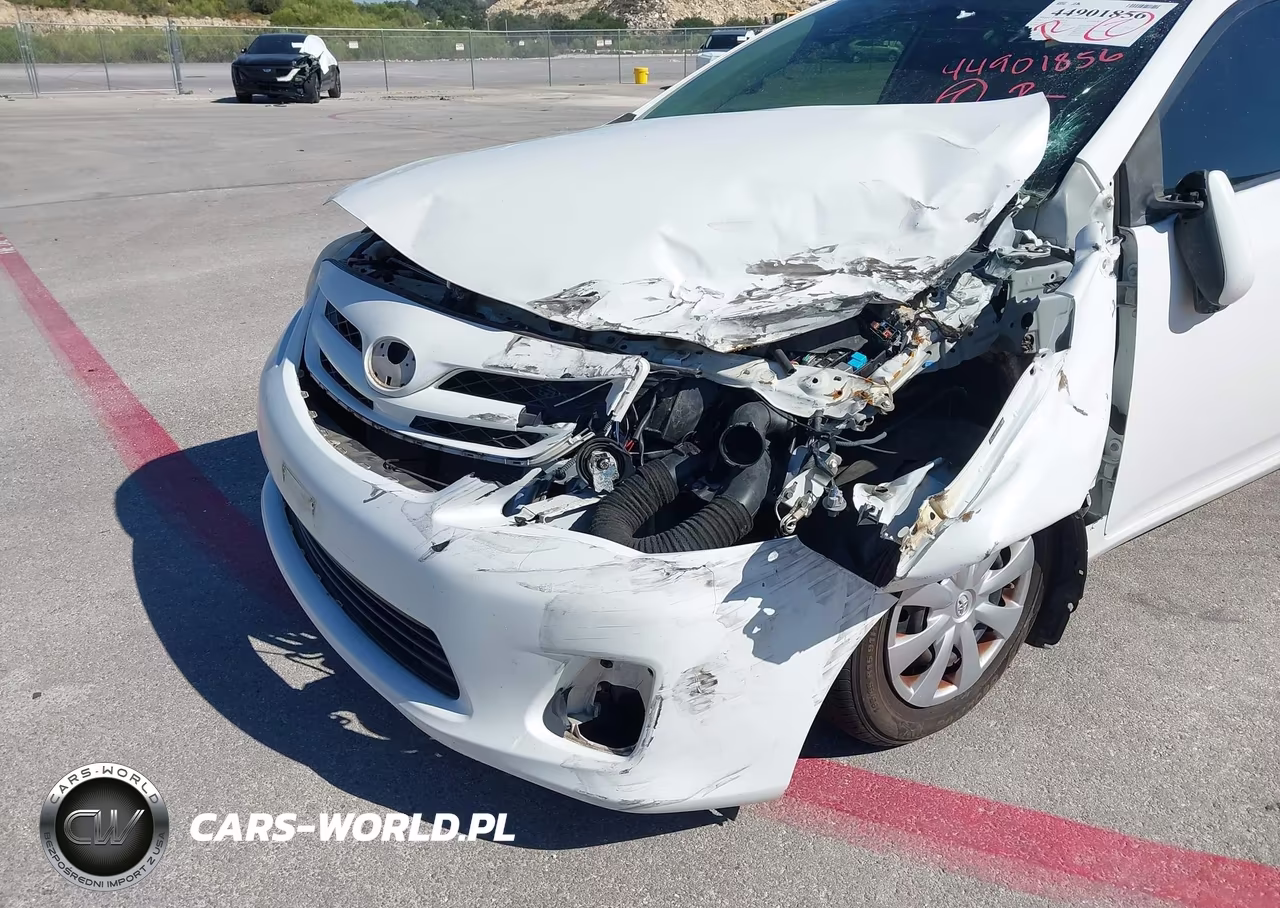 2011 Toyota Corolla Le VIN:2T1BU4EE9BC712010 - 6