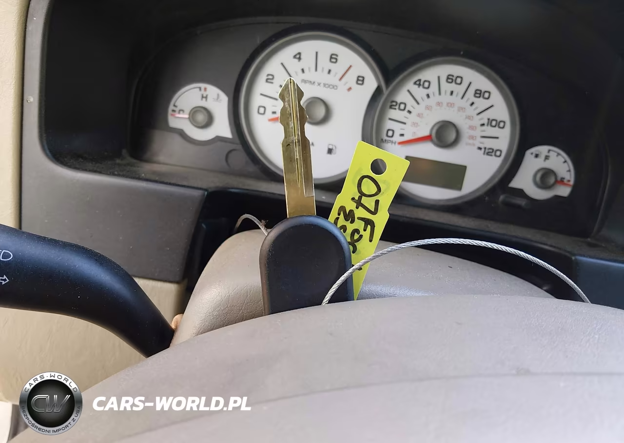 2007 Ford Escape Xlt VIN:1FMCU03Z67KB87010 - 11