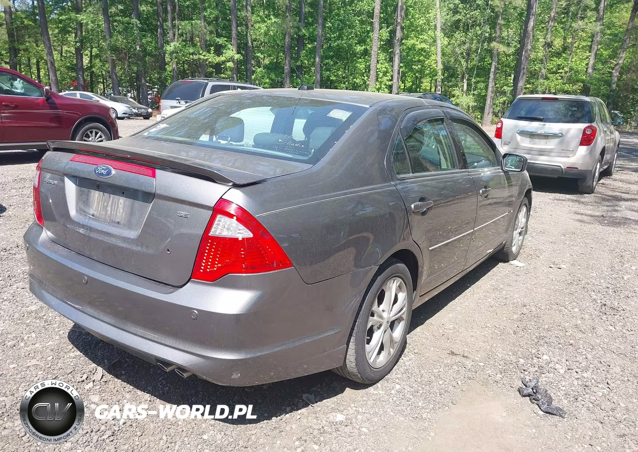 2012 Ford Fusion Se VIN:3FAHP0HA1CR429881 - 4