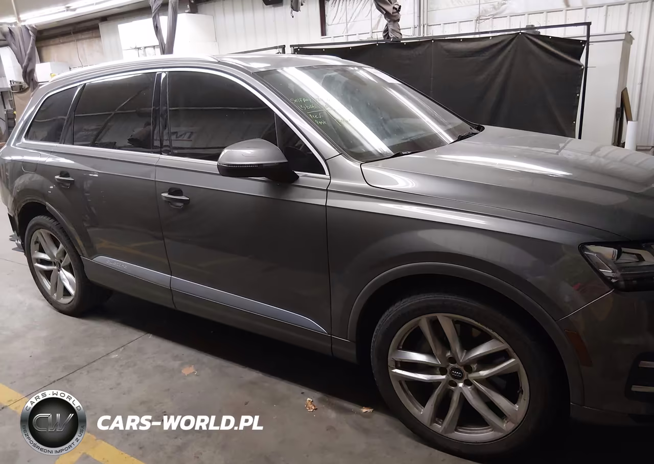 2018 Audi Q7 3.0T Premium VIN:WA1VABF70JD015217 - 14