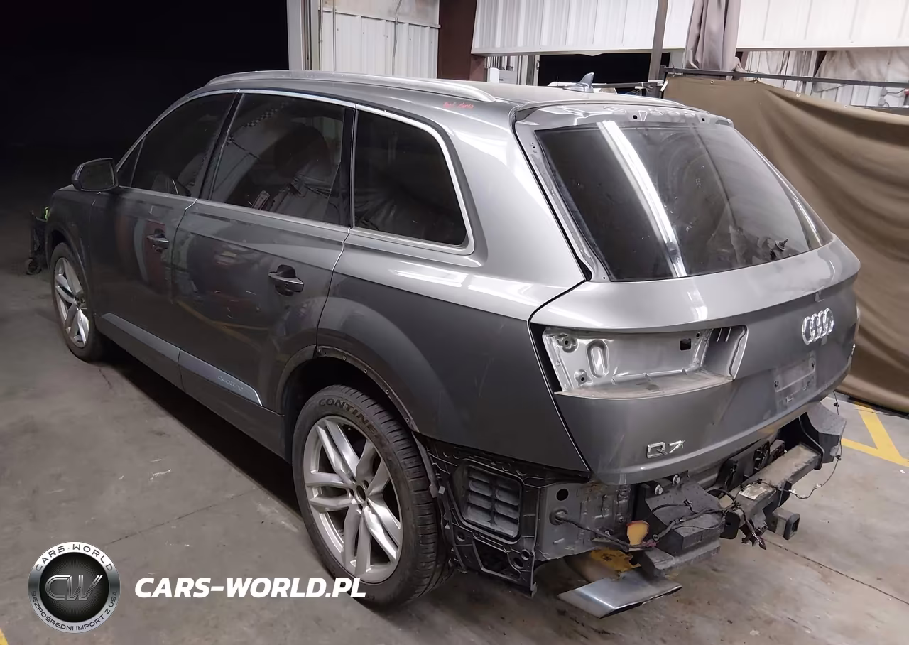 2018 Audi Q7 3.0T Premium VIN:WA1VABF70JD015217 - 3
