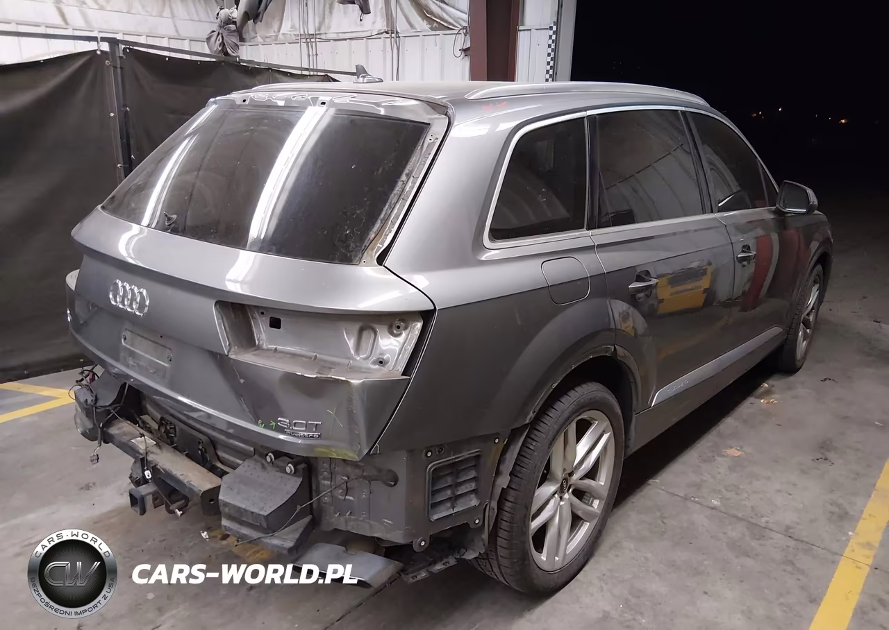2018 Audi Q7 3.0T Premium VIN:WA1VABF70JD015217 - 4