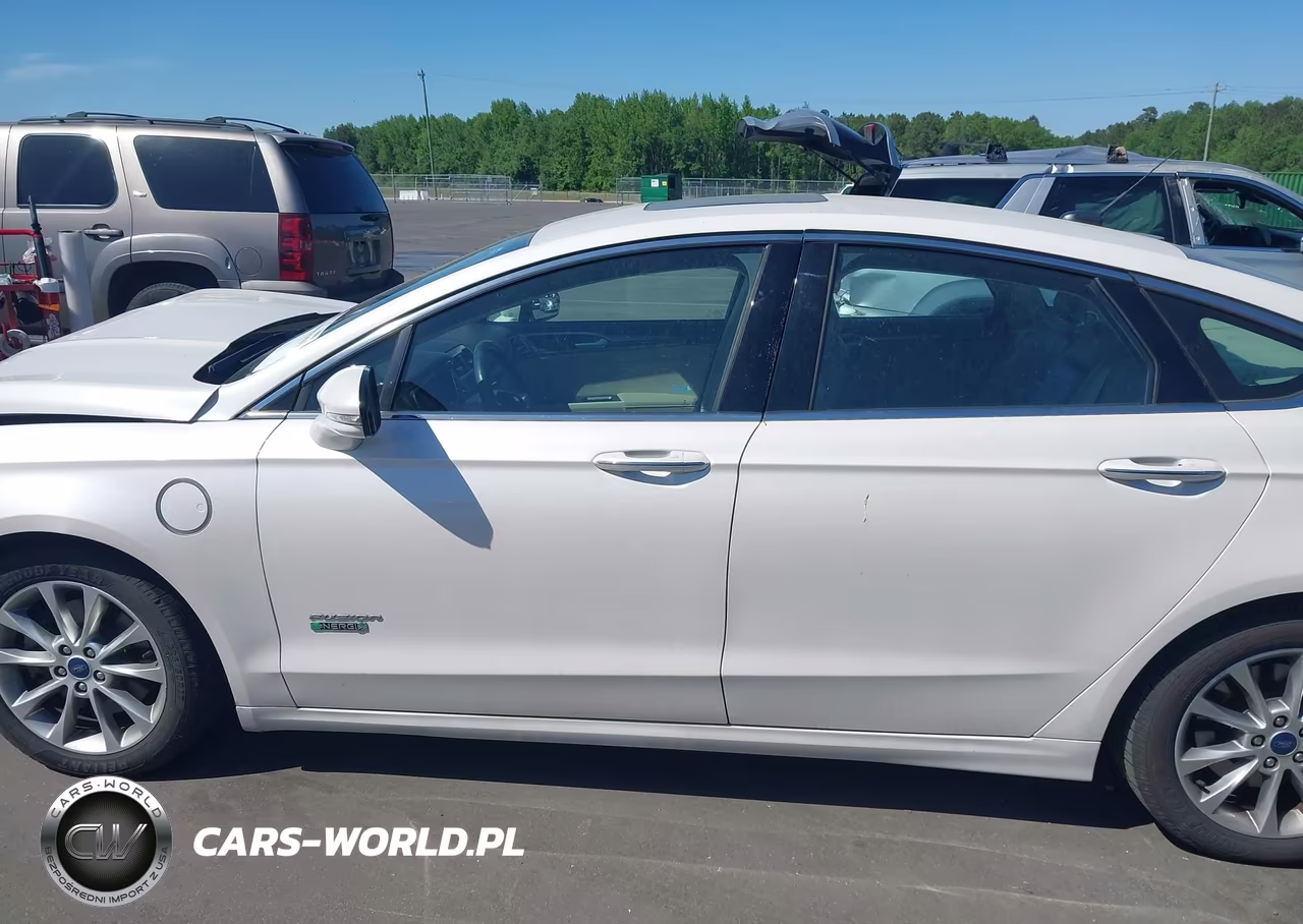 2017 Ford Fusion Energi Se Luxury VIN:3FA6P0PUXHR153940 - 14