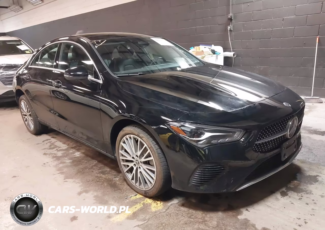 2025 Mercedes-Benz Cla 250 Coupe 4Matic – zdjęcie 1 z 17