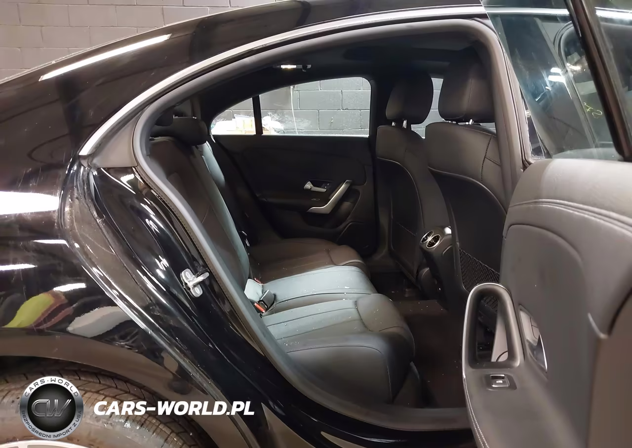 2025 Mercedes-Benz Cla 250 Coupe 4Matic VIN:W1K5J4HB2SN546035 - 8