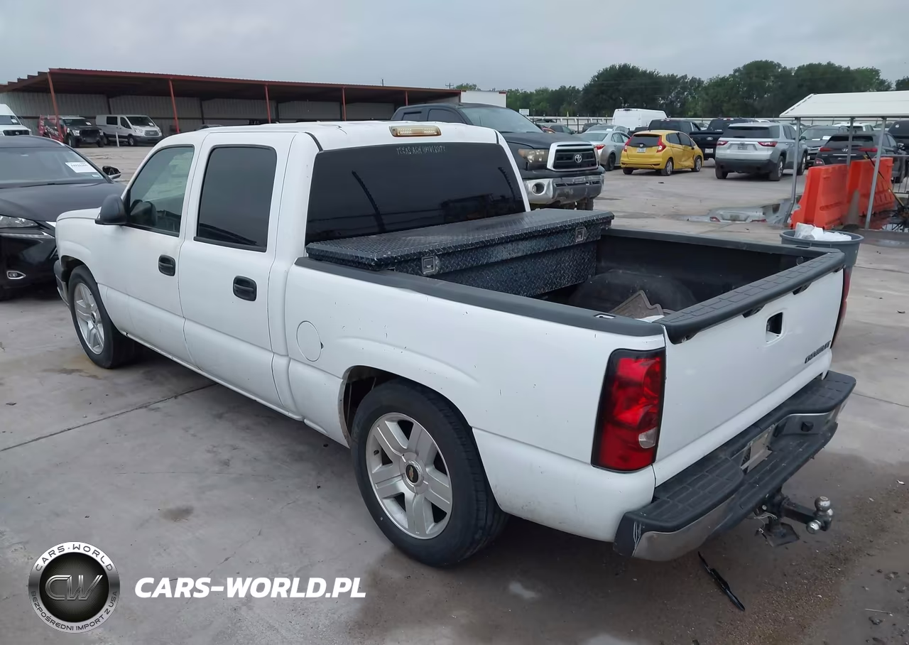 2005 Chevrolet Silverado 1500 Ls VIN:2GCEC13T951392724 - 3