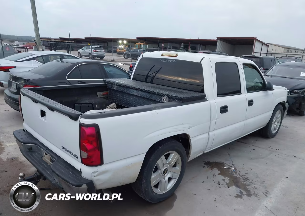 2005 Chevrolet Silverado 1500 Ls VIN:2GCEC13T951392724 - 4
