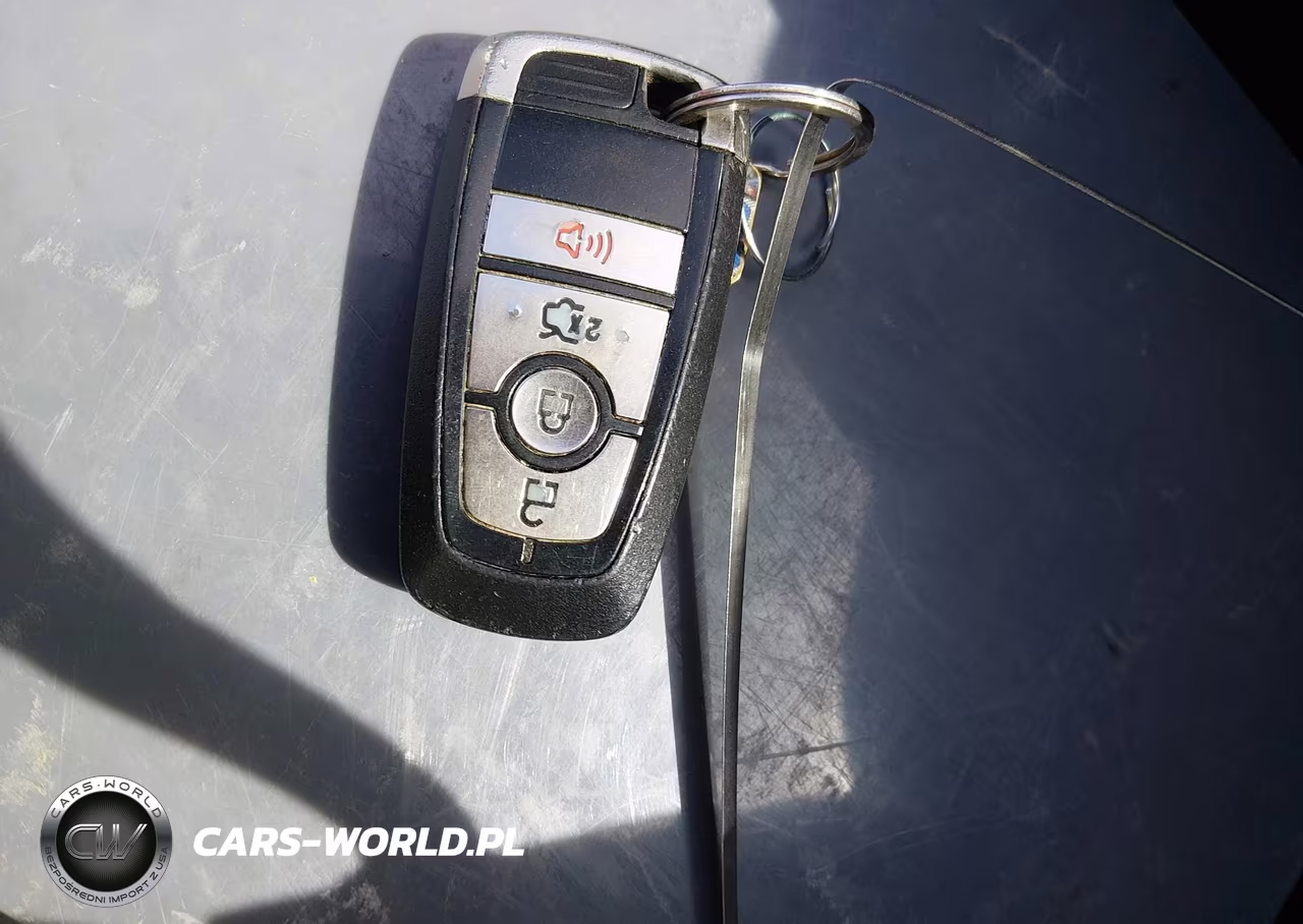 2020 Ford Fusion Se VIN:3FA6P0HD5LR110937 - 11