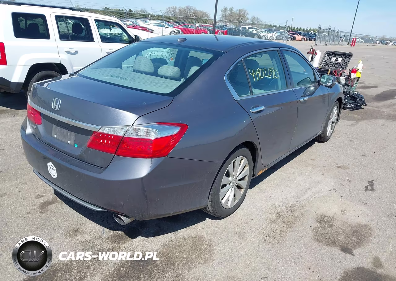 2015 Honda Accord Ex-L VIN:1HGCR2F89FA263300 - 4
