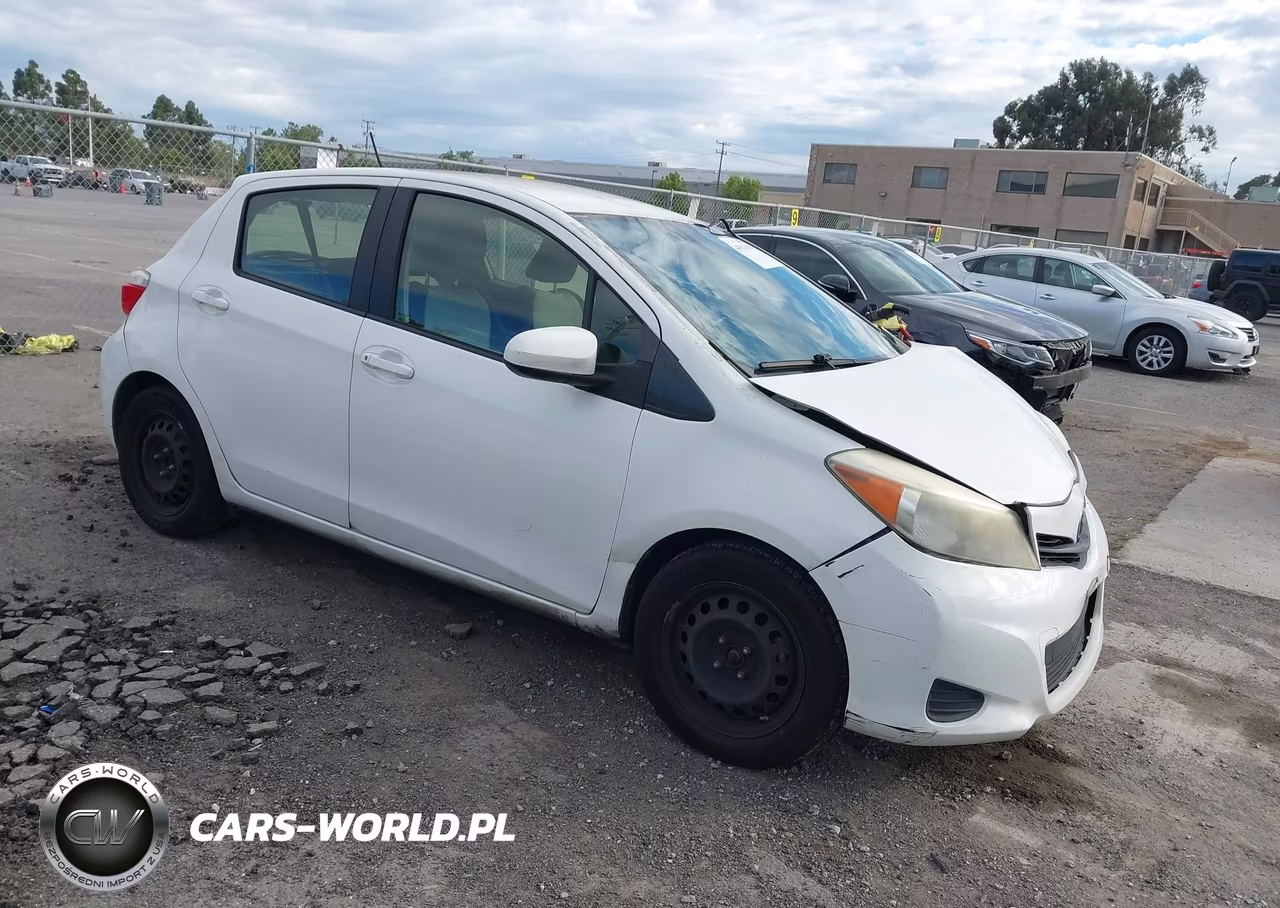 2012 Toyota Yaris L