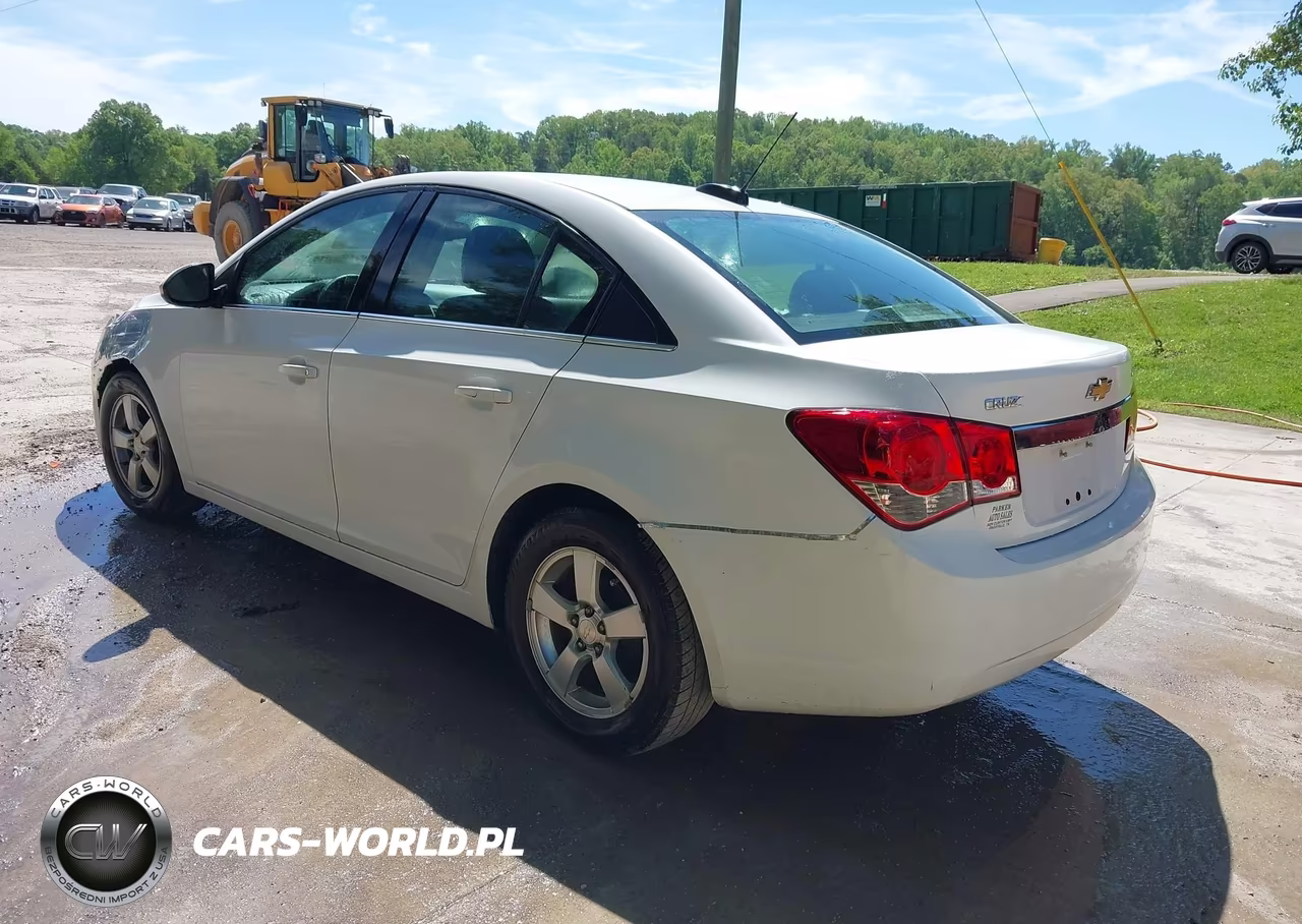 2015 Chevrolet Cruze 1Lt Auto VIN:1G1PC5SB2F7231668 - 3