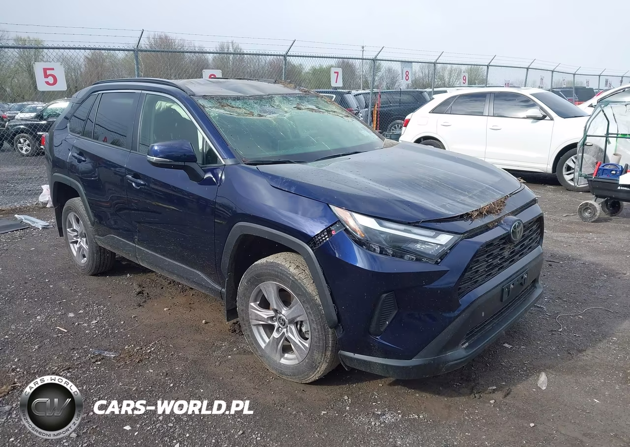 2025 Toyota Rav4 Xle – zdjęcie 1 z 17
