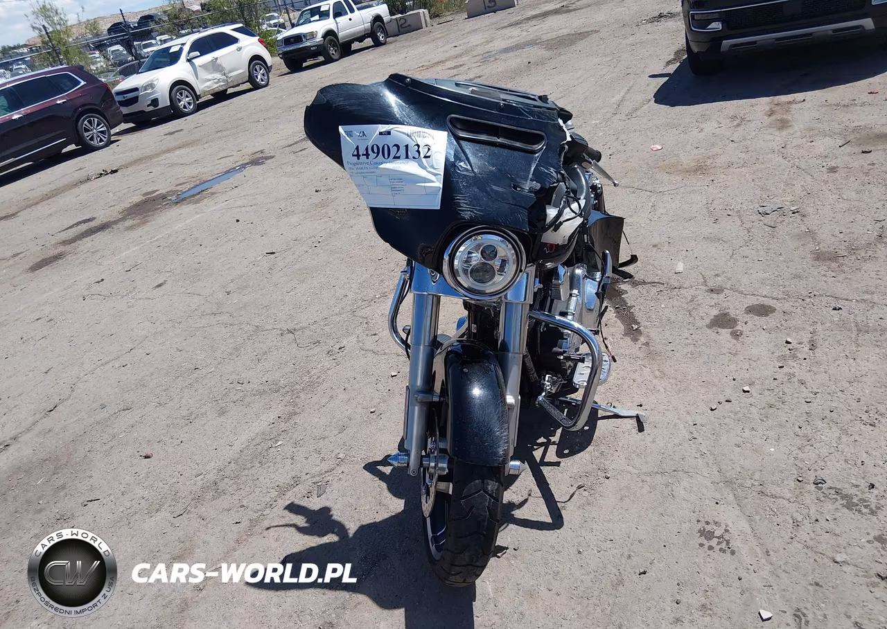 2014 Harley-Davidson Flhx Street Glide VIN:1HD1KBM15EB684003 - 5