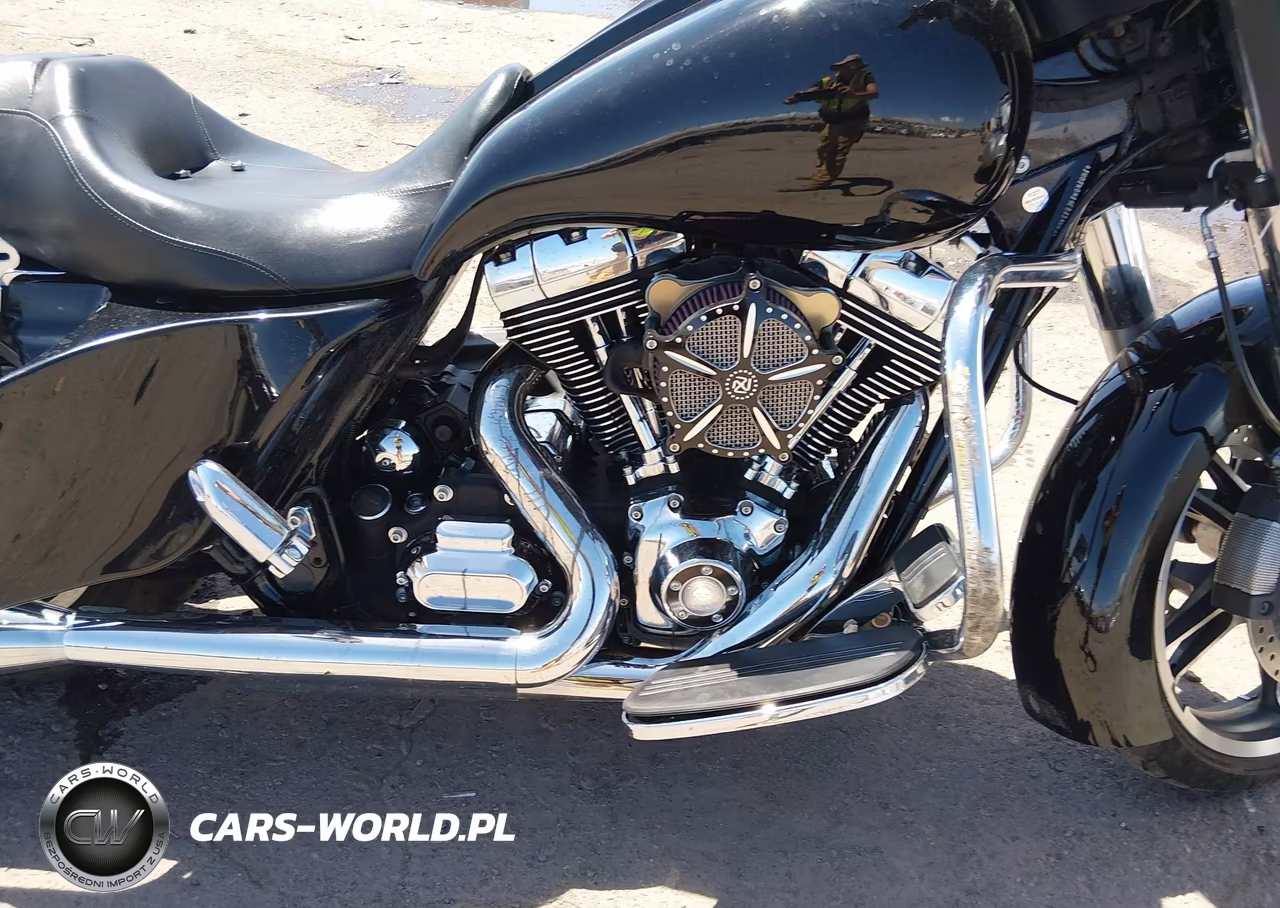 2014 Harley-Davidson Flhx Street Glide VIN:1HD1KBM15EB684003 - 8