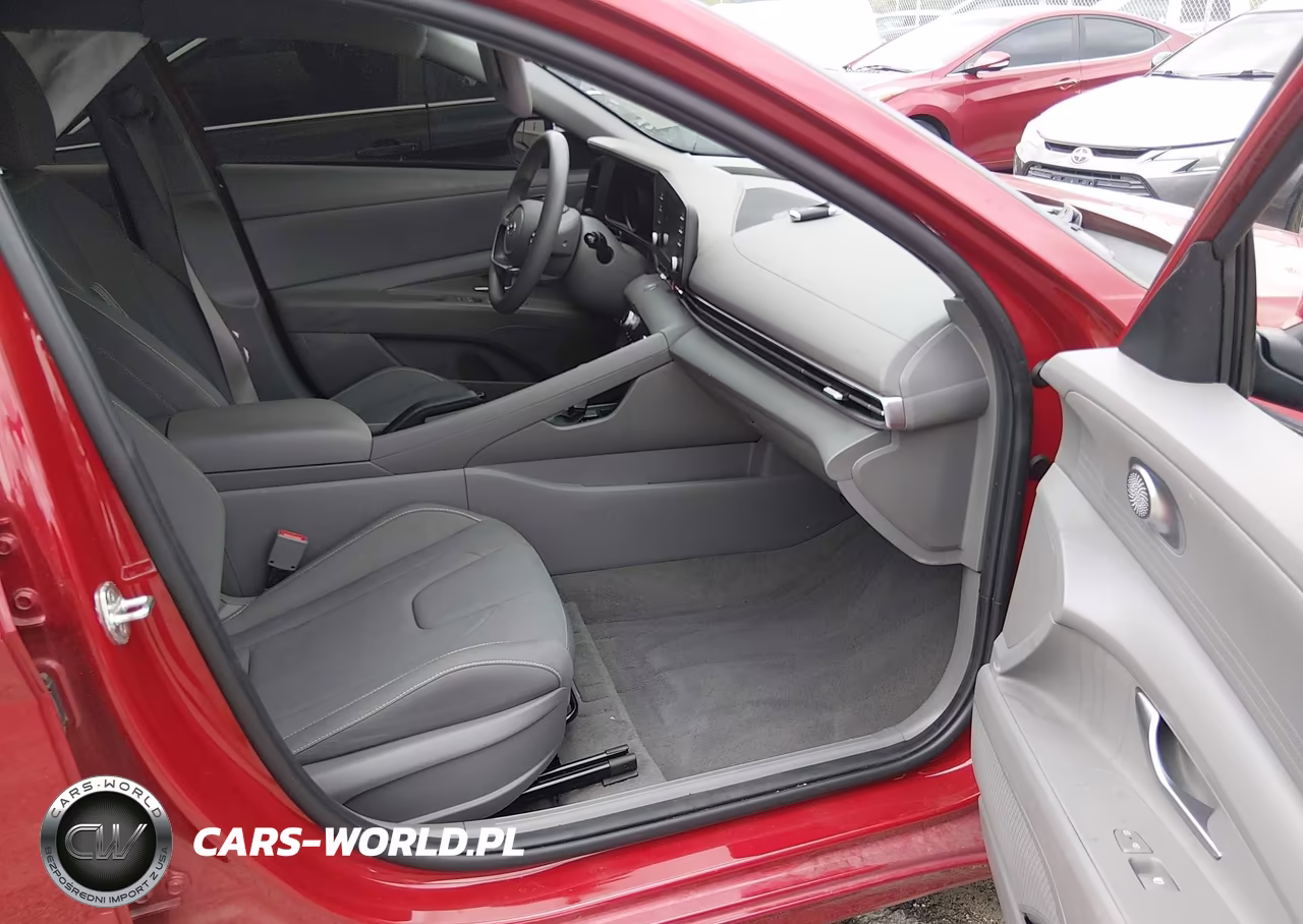 2022 Hyundai Elantra Sel VIN:KMHLM4AG1NU317835 - 5